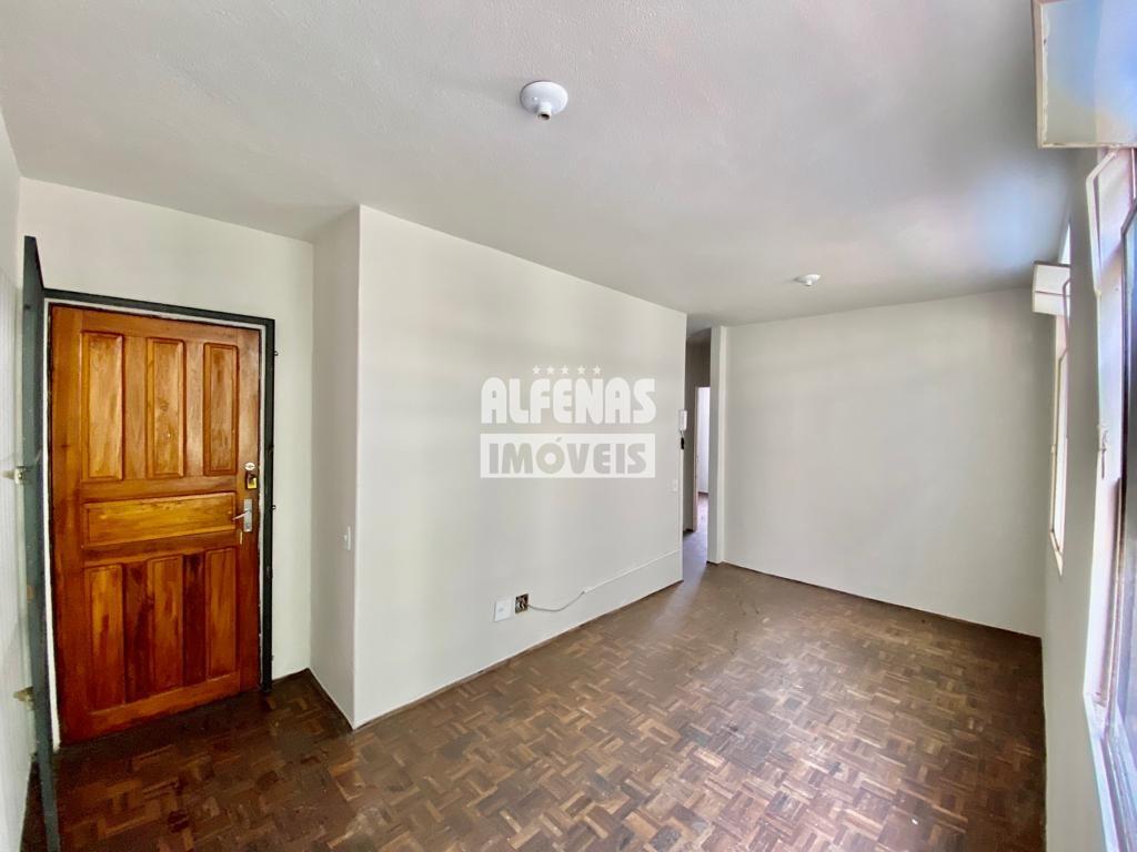 Apartamento à venda 2 quartos no Bairro CAMARGOS: 