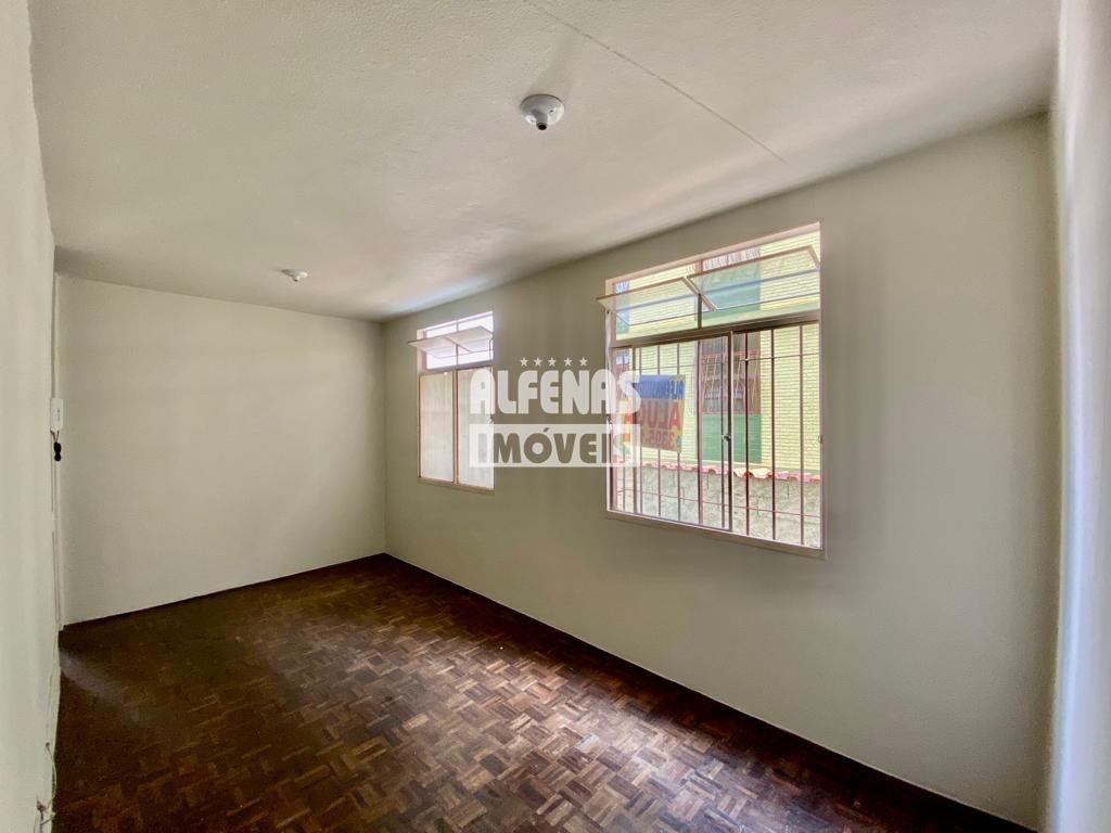 Apartamento à venda 2 quartos no Bairro CAMARGOS: 