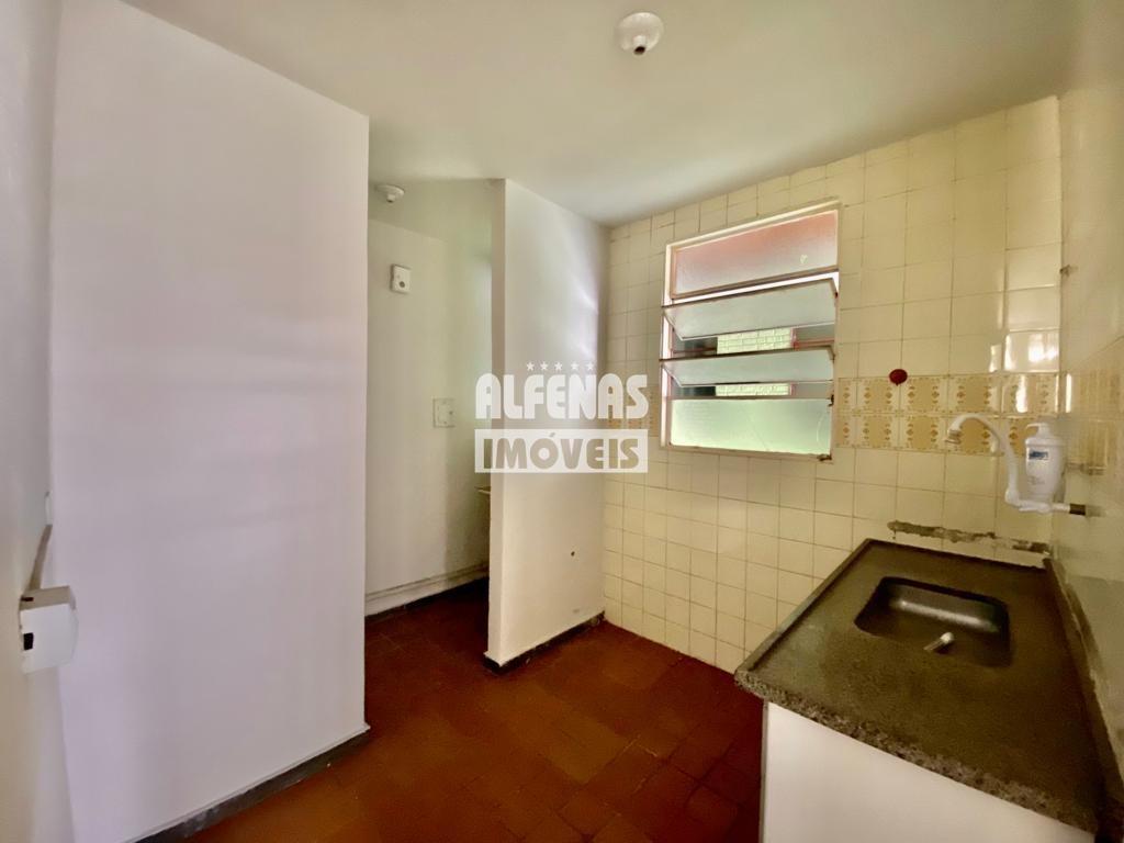 Apartamento à venda 2 quartos no Bairro CAMARGOS: 