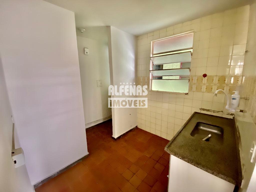 Apartamento à venda 2 quartos no Bairro CAMARGOS: 