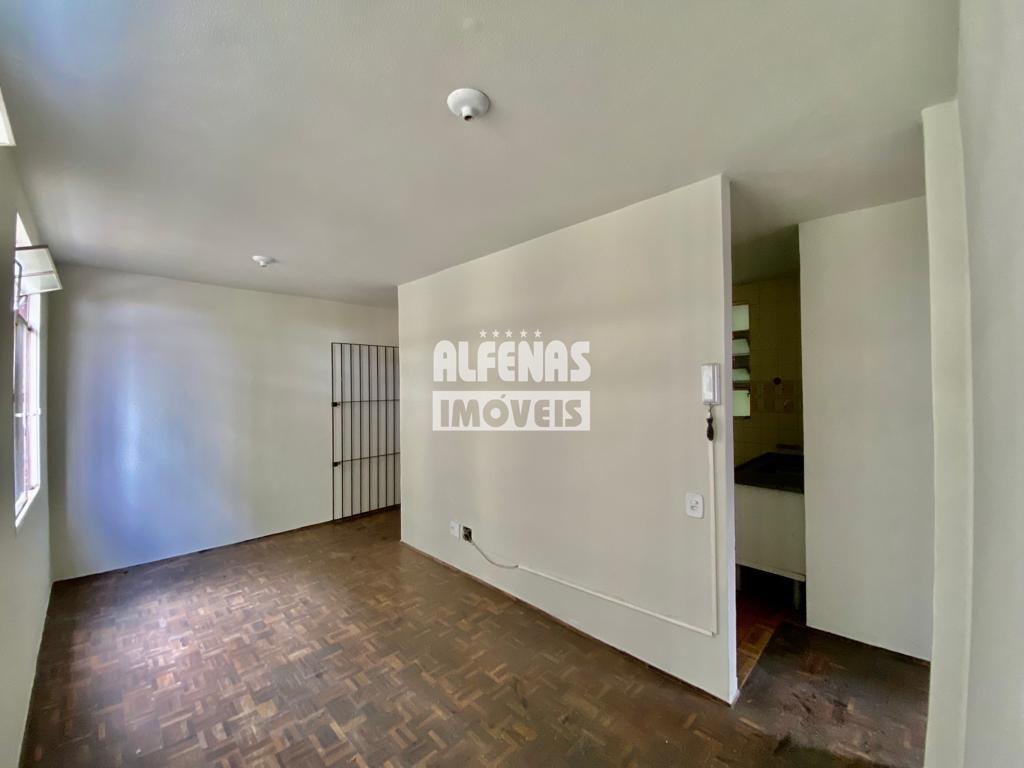 Apartamento à venda 2 quartos no Bairro CAMARGOS: 