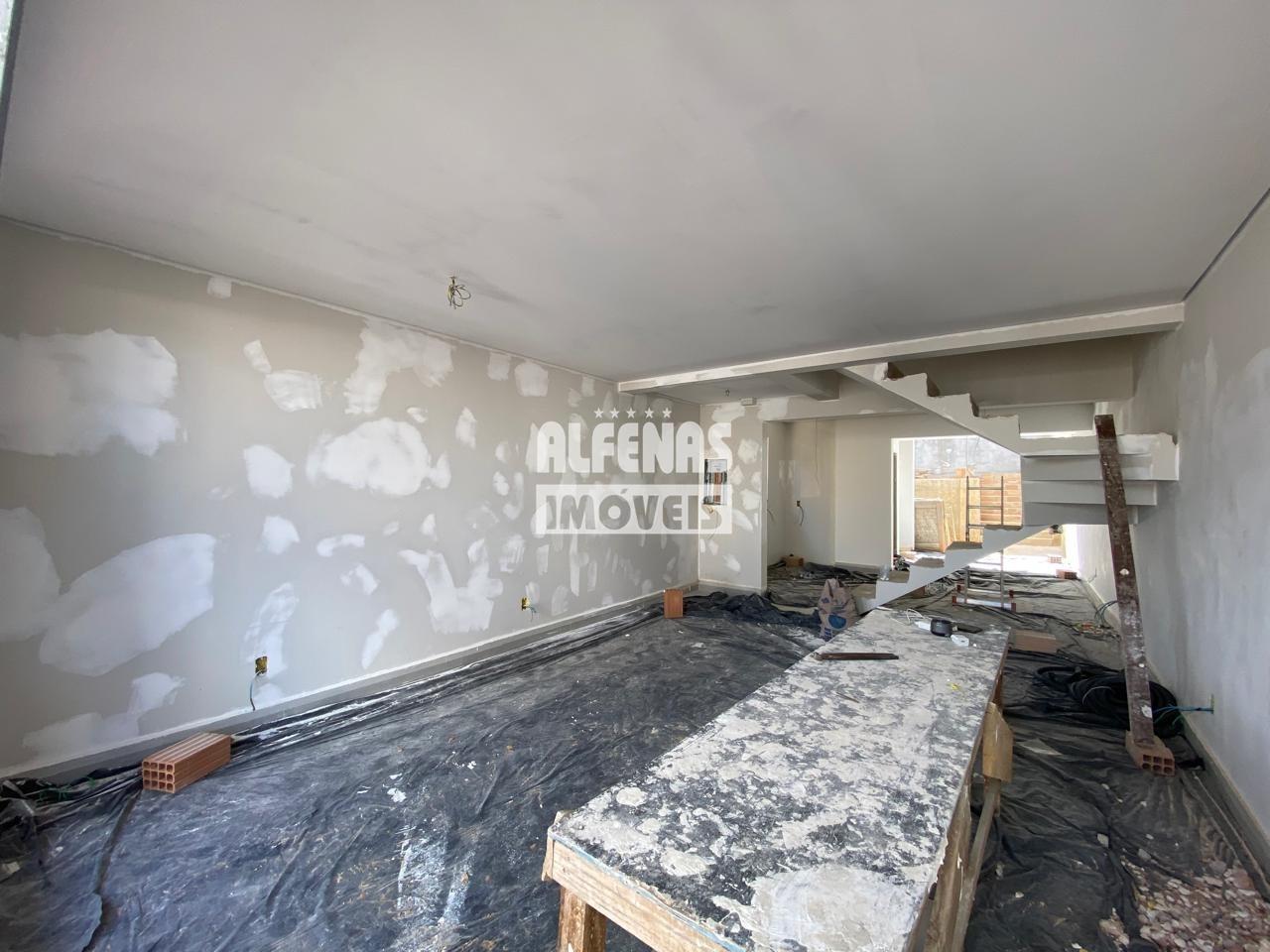 Casa Geminada à venda 3 quartos no Bairro Novo Eldorado: 