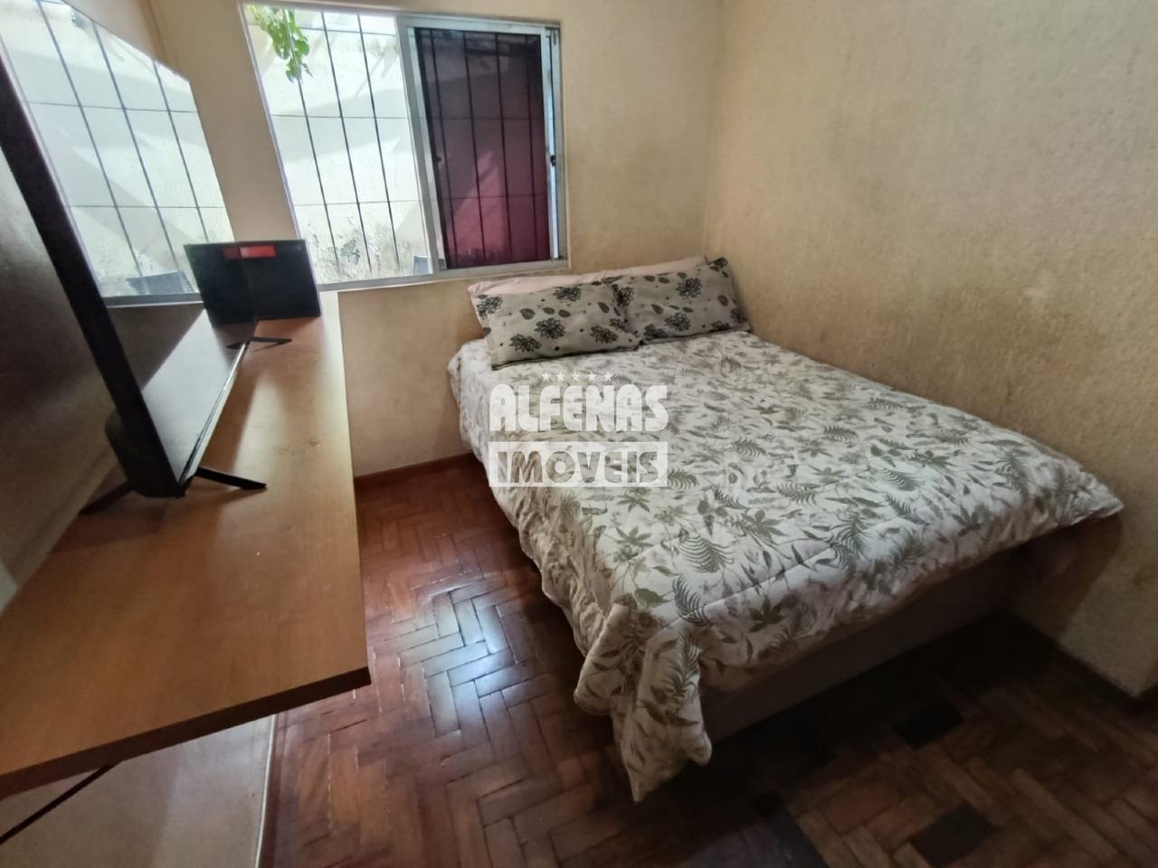 Casa à venda 3 quartos no Bairro Conjunto Água Branca: 