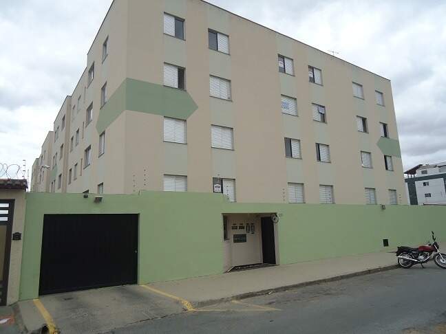 Apartamento para aluguel no Cândida Câmara: 