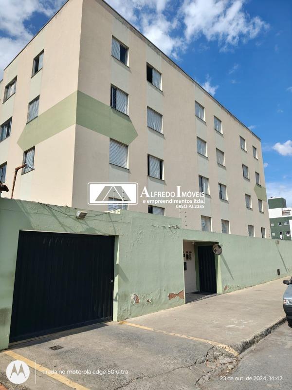 Apartamento para aluguel no Cândida Câmara: 