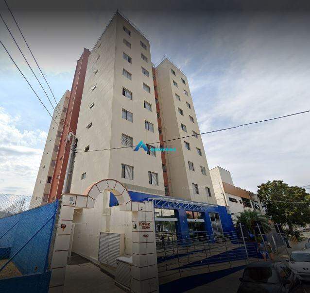 Apartamento para alugar com 3 quartos, 93m² - Foto 13