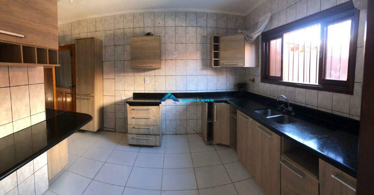 Casa à venda com 3 quartos, 180m² - Foto 24