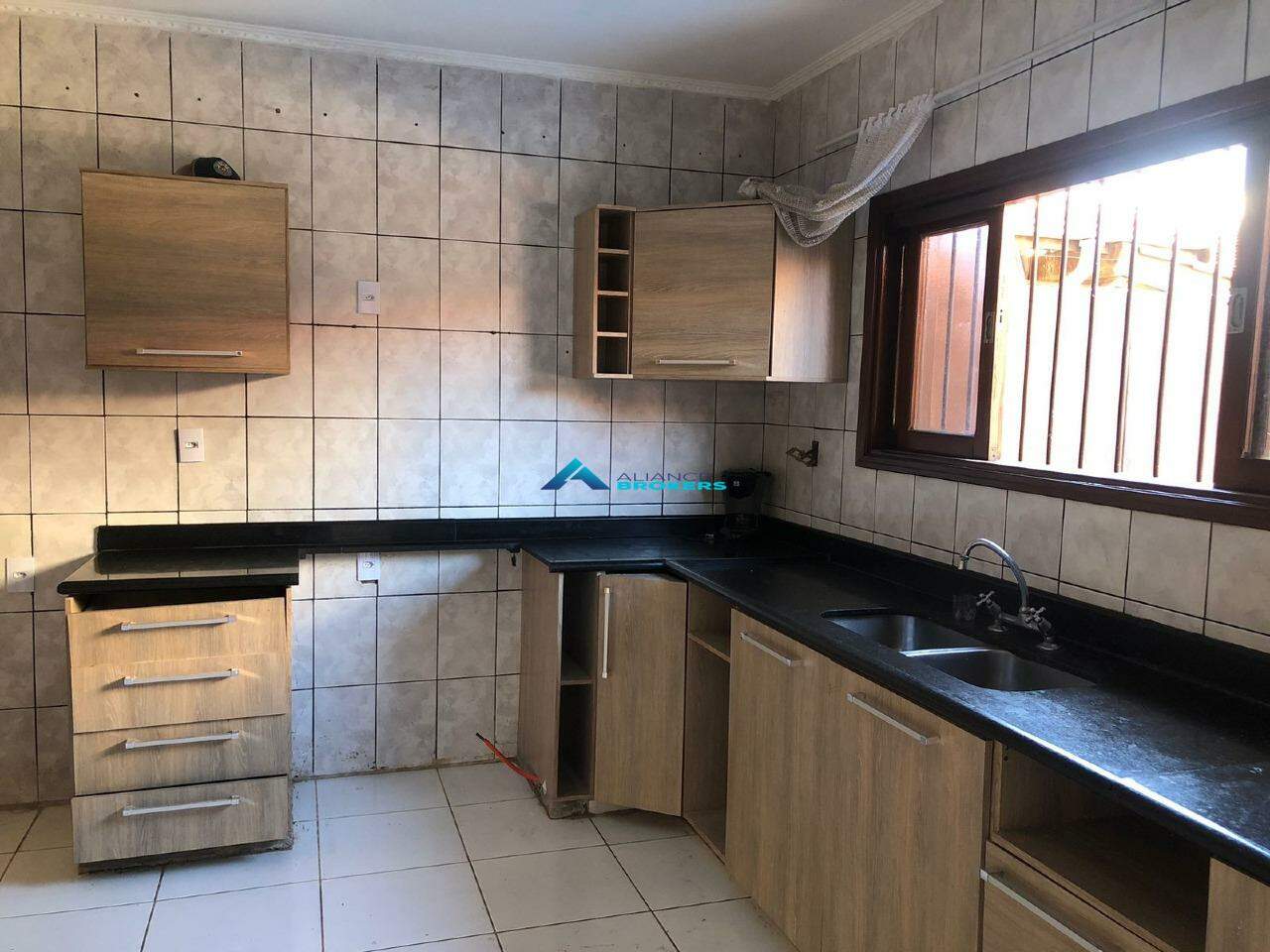 Casa à venda com 3 quartos, 180m² - Foto 13