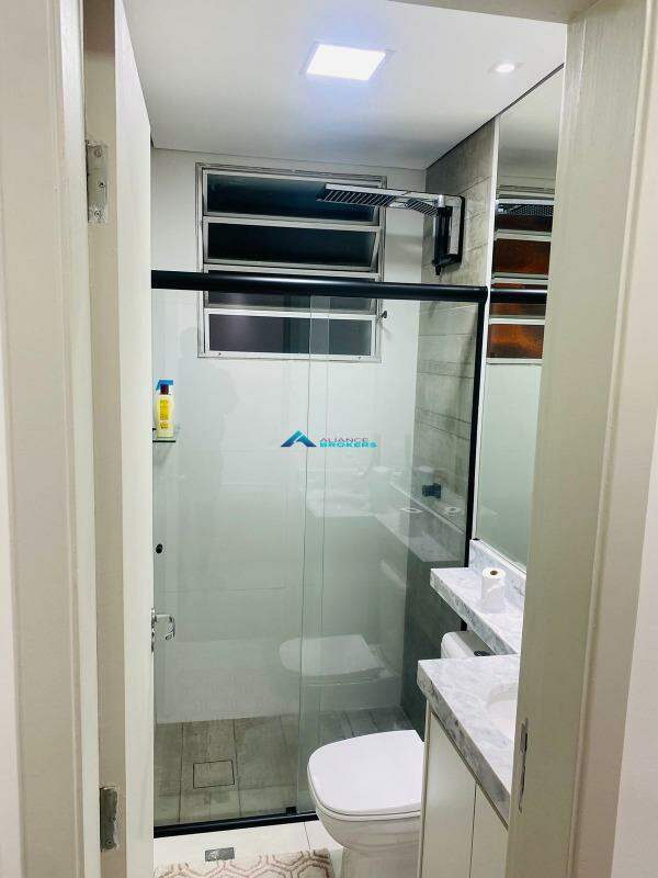 Apartamento à venda com 2 quartos, 52m² - Foto 17