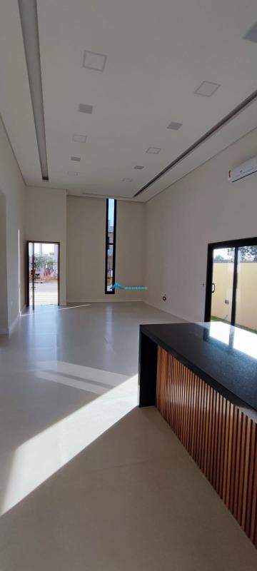 Casa à venda com 3 quartos, 165m² - Foto 4