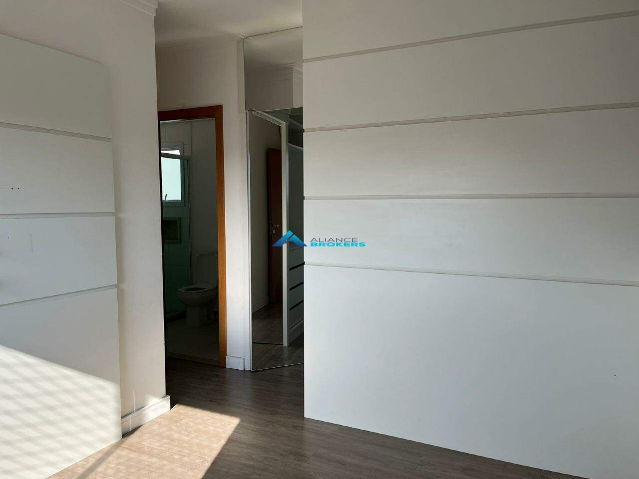 Apartamento à venda com 3 quartos, 101m² - Foto 10