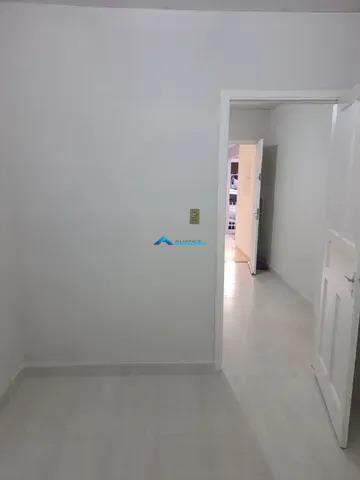 Casa à venda com 2 quartos, 193m² - Foto 2