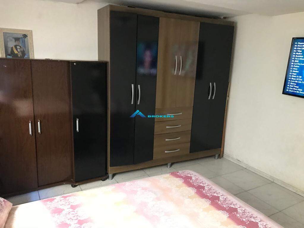 Casa à venda com 2 quartos, 156m² - Foto 3