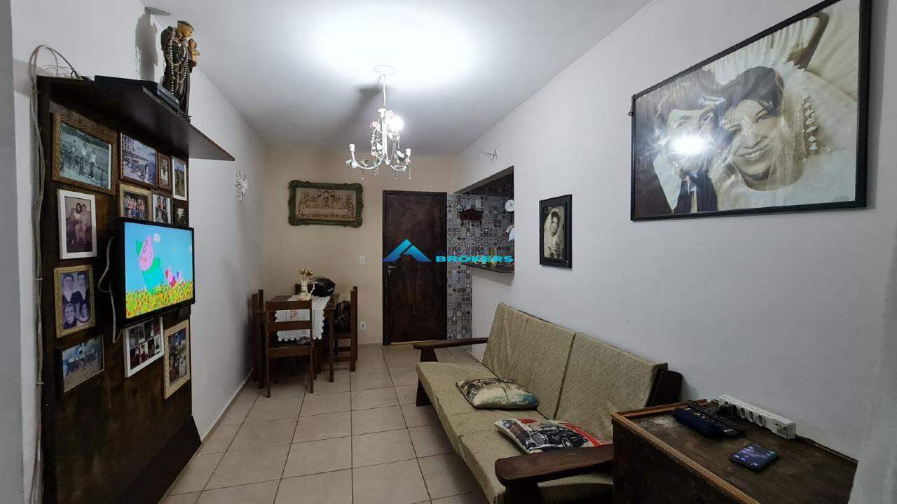 Apartamento à venda com 2 quartos, 68m² - Foto 13