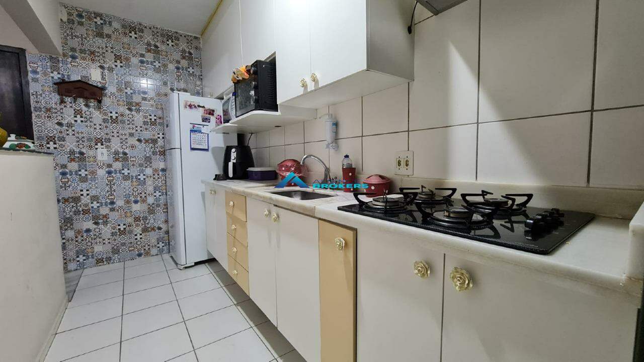 Apartamento à venda com 2 quartos, 68m² - Foto 16