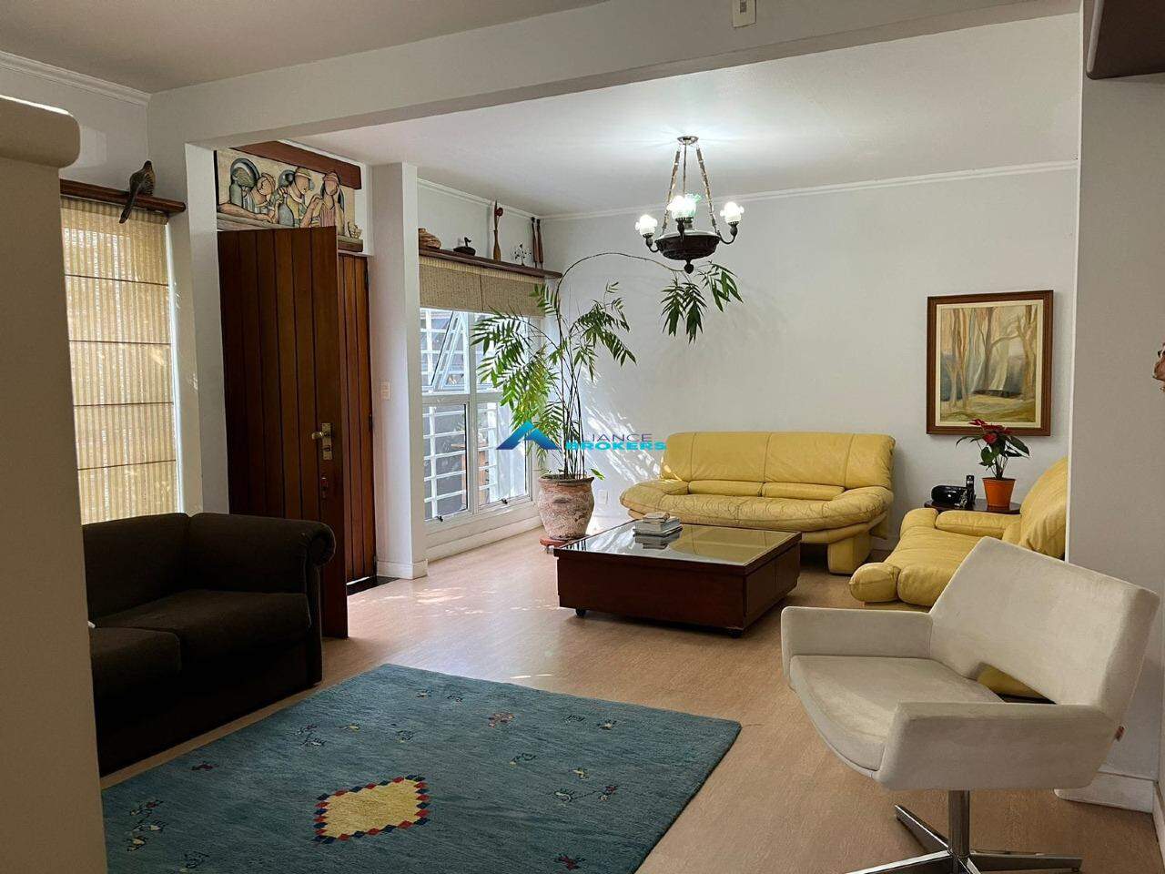 Casa, 3 quartos, 192 m² - Foto 1