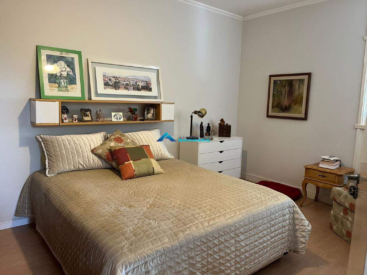 Casa, 3 quartos, 192 m² - Foto 4