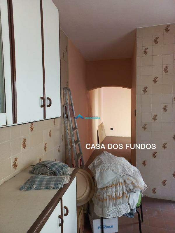 Casa à venda com 4 quartos, 190m² - Foto 17