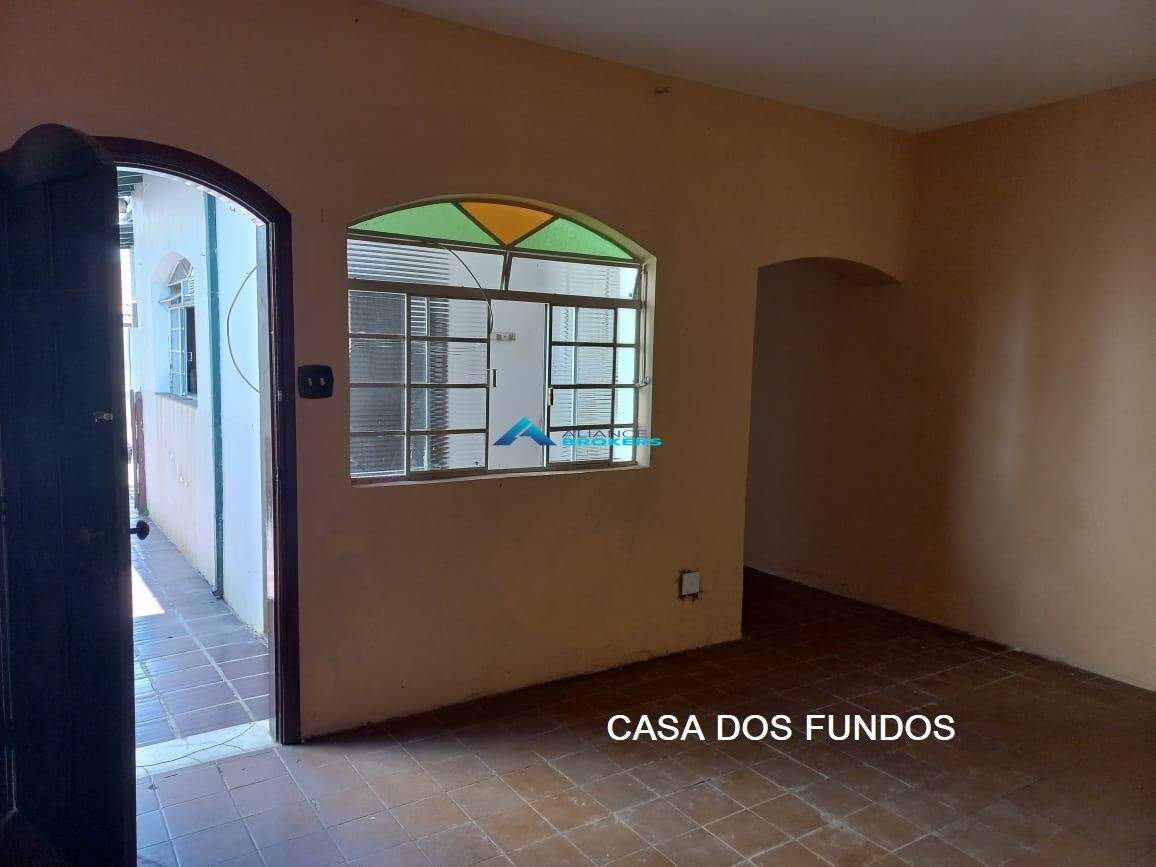 Casa à venda com 4 quartos, 190m² - Foto 19