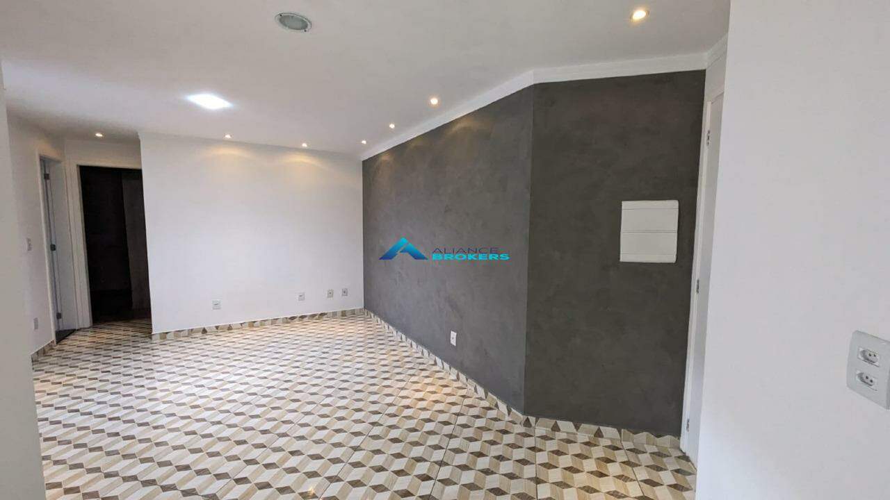 Apartamento à venda com 2 quartos, 60m² - Foto 7