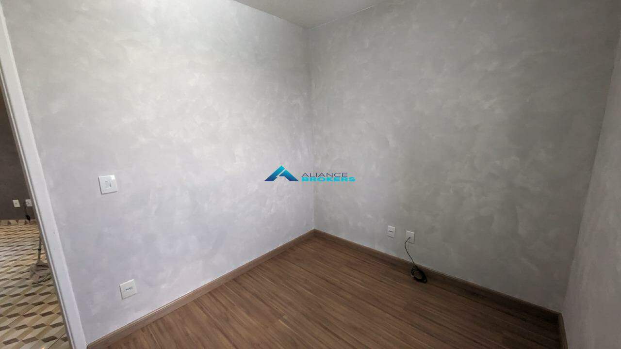 Apartamento à venda com 2 quartos, 60m² - Foto 14