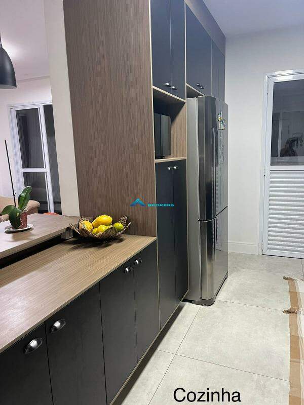 Apartamento à venda com 3 quartos, 130m² - Foto 10