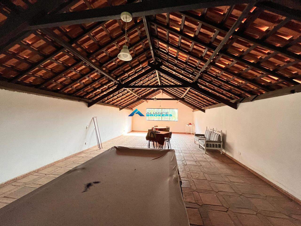 Fazenda à venda com 4 quartos, 600m² - Foto 14