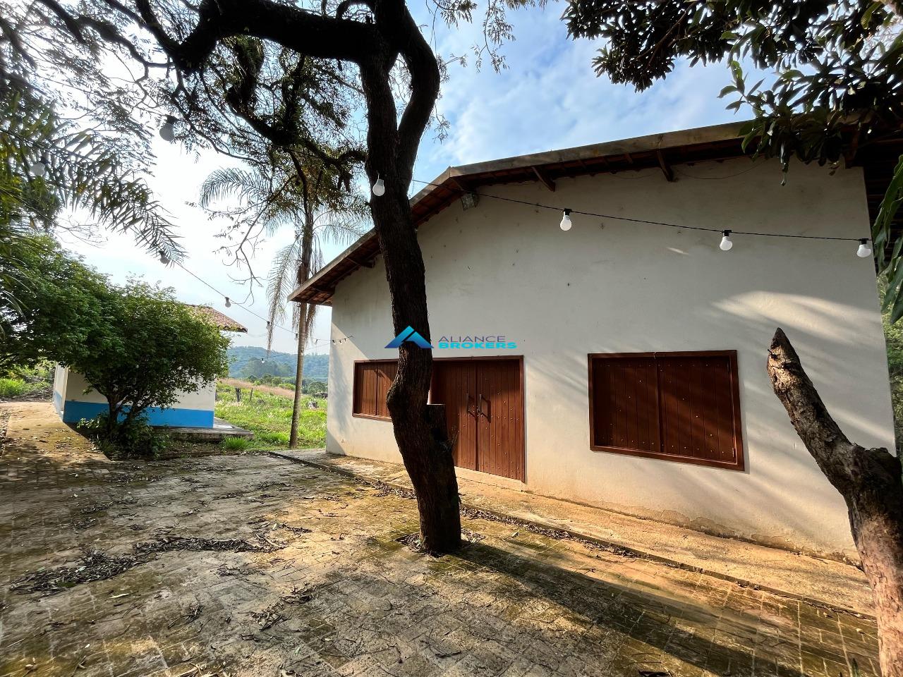 Fazenda à venda com 4 quartos, 600m² - Foto 21