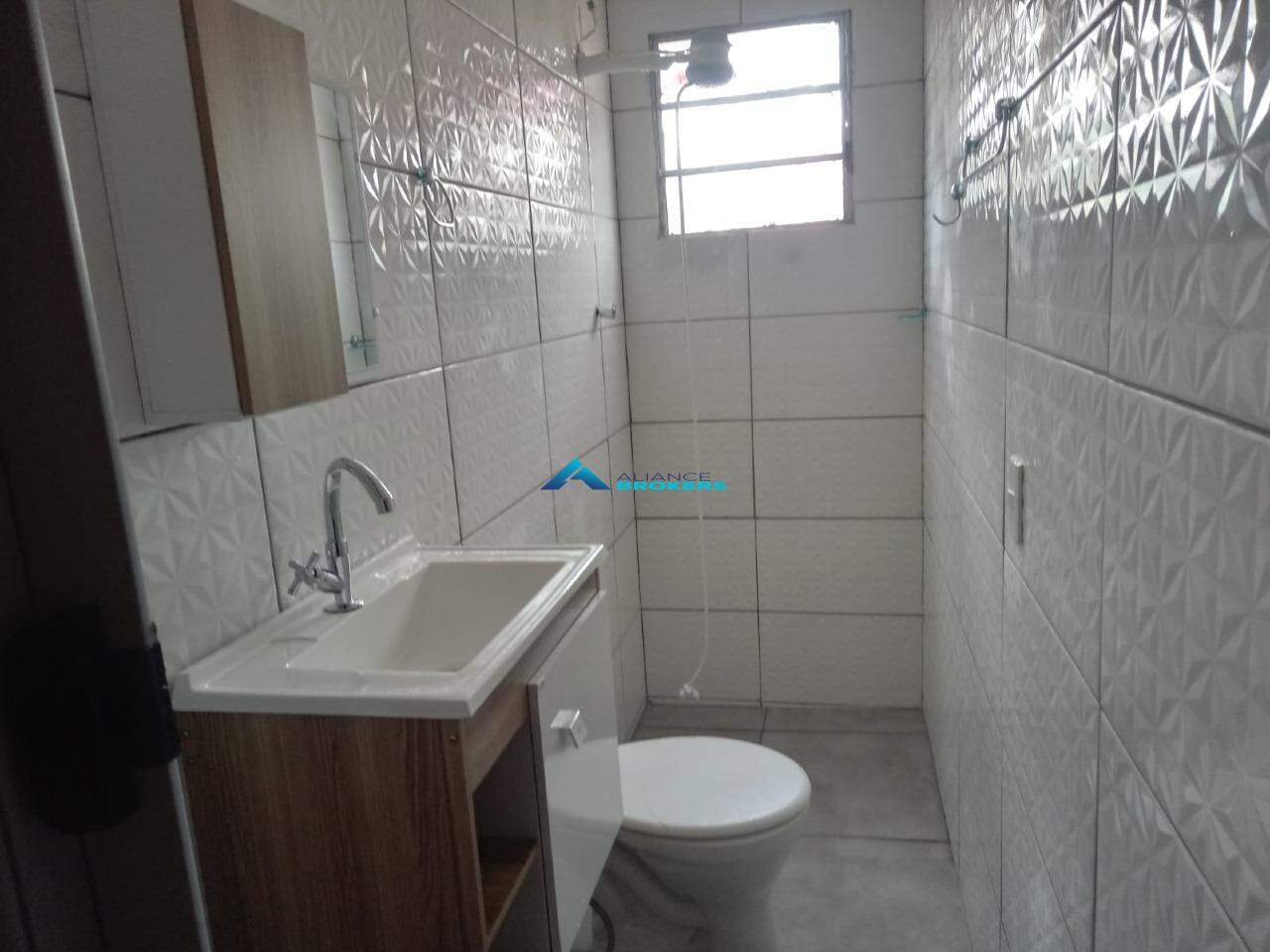 Casa à venda com 4 quartos, 180m² - Foto 14