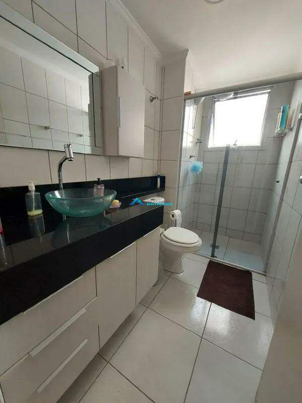 Apartamento à venda com 2 quartos, 78m² - Foto 11