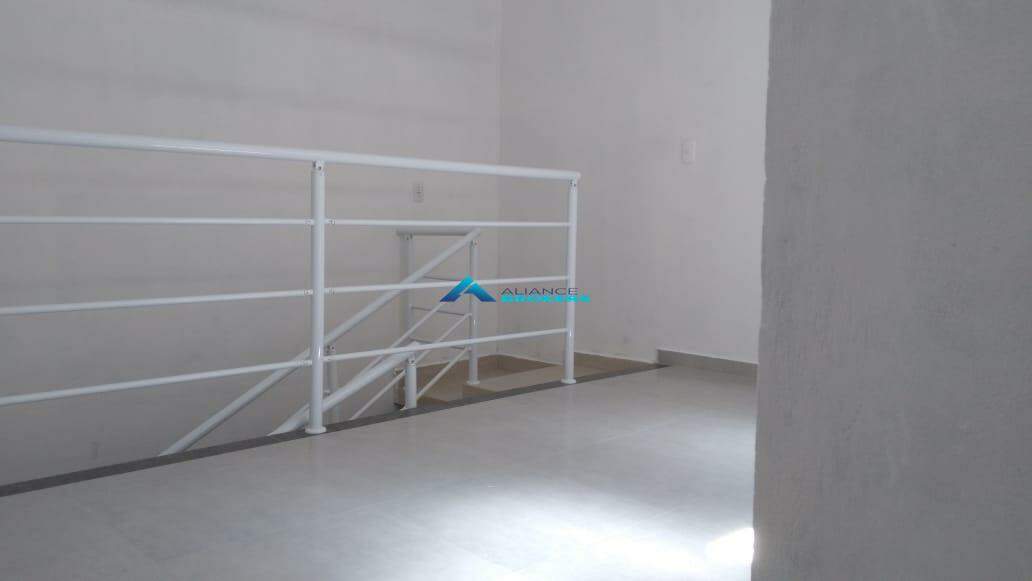Casa à venda com 3 quartos, 250m² - Foto 9