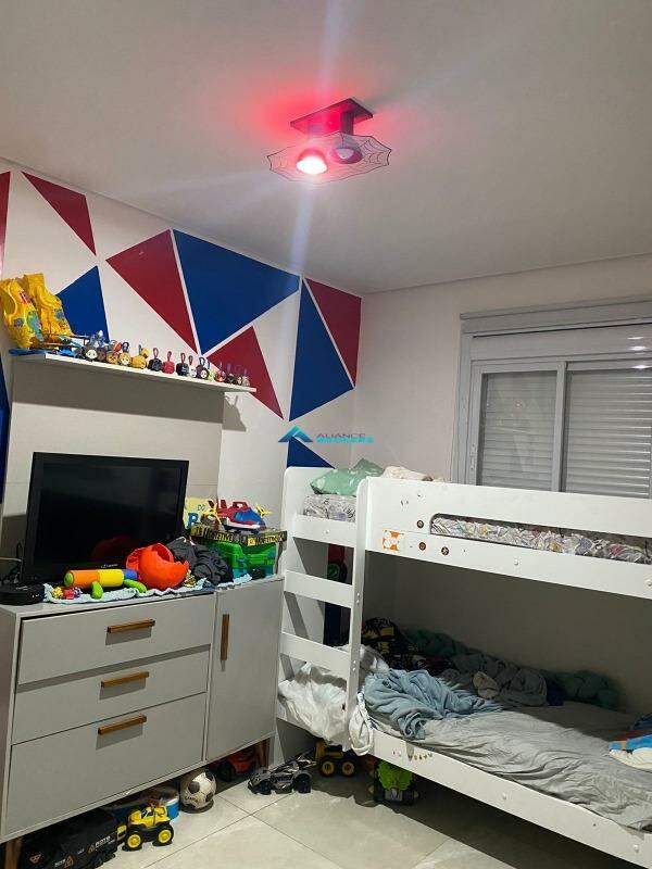 Apartamento à venda com 2 quartos, 61m² - Foto 8