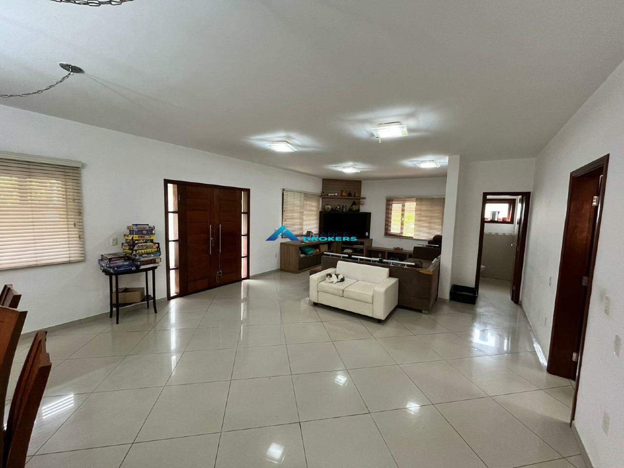 Casa de Condomínio à venda com 4 quartos, 300m² - Foto 11