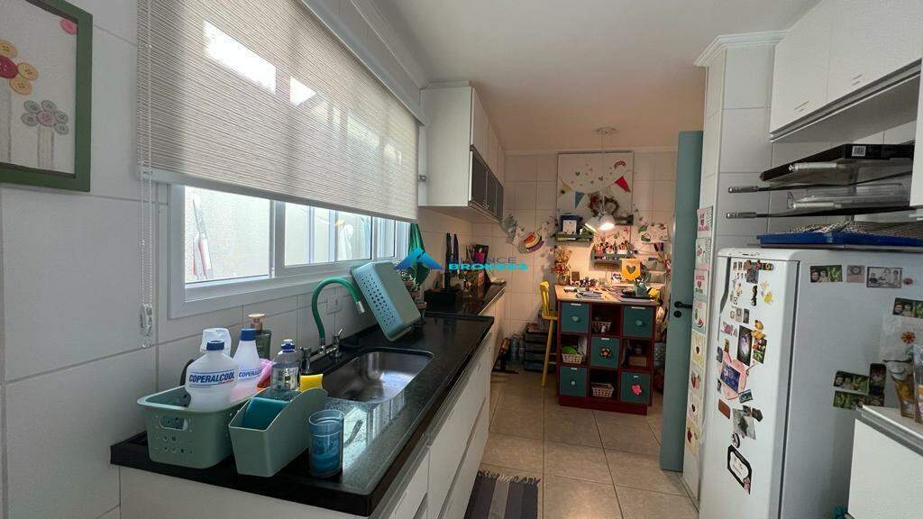 Casa de Condomínio à venda com 4 quartos, 157m² - Foto 4