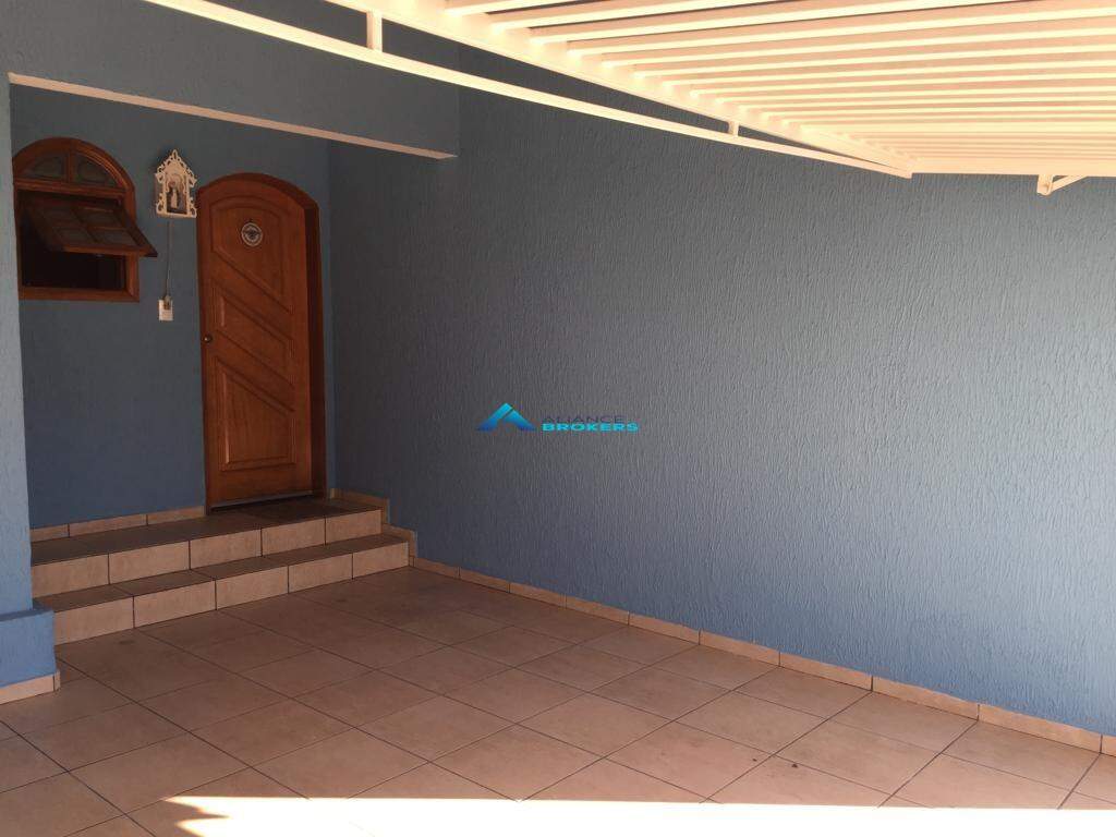 Casa à venda com 3 quartos, 131m² - Foto 15