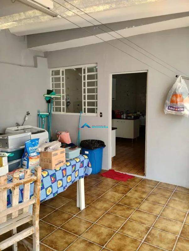 Casa à venda com 3 quartos, 161m² - Foto 6