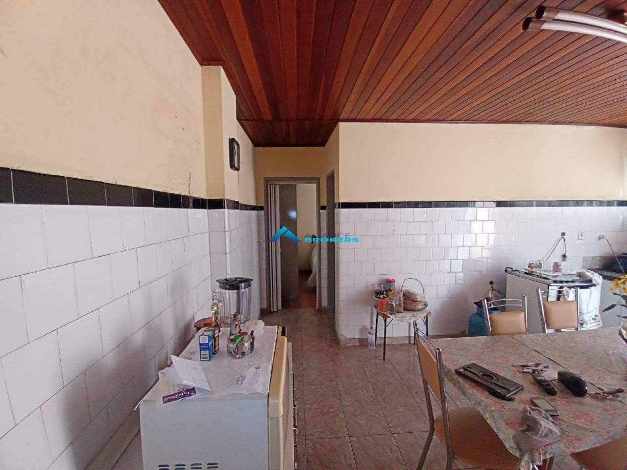 Casa à venda com 2 quartos, 120m² - Foto 14