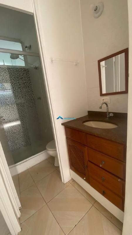 Apartamento para alugar com 2 quartos, 65m² - Foto 7