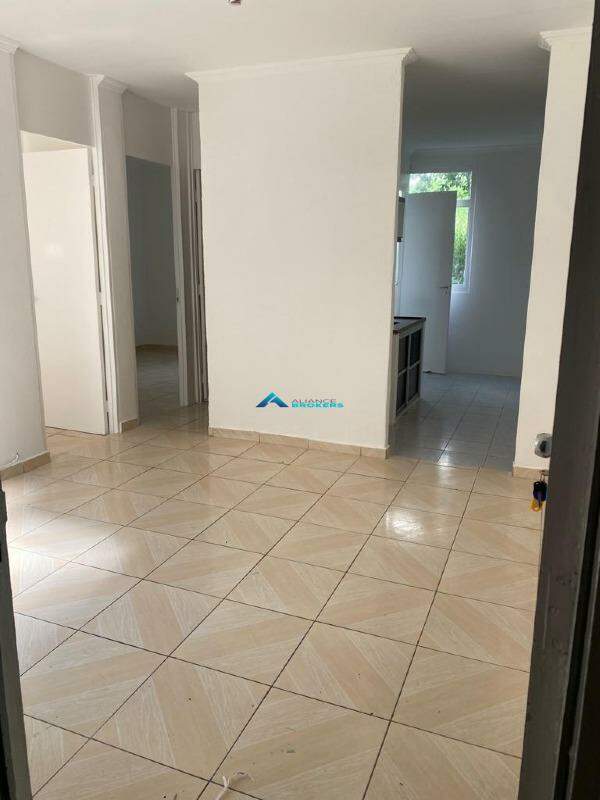 Apartamento para alugar com 2 quartos, 65m² - Foto 9