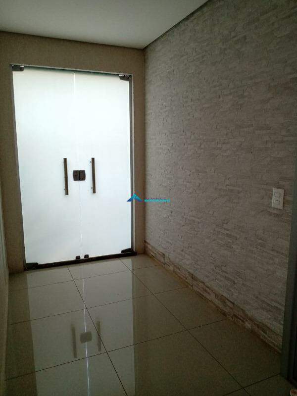 Casa à venda com 4 quartos, 350m² - Foto 26