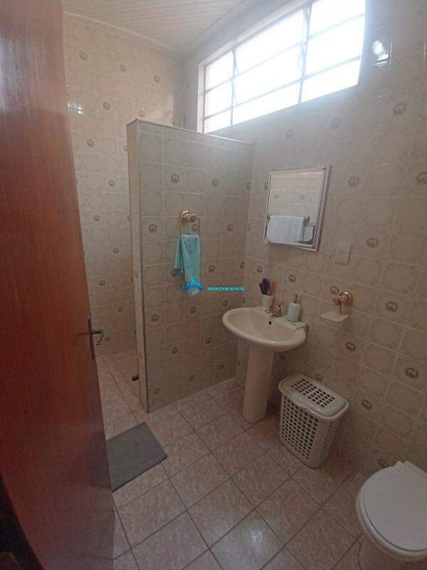 Casa à venda com 2 quartos, 108m² - Foto 8