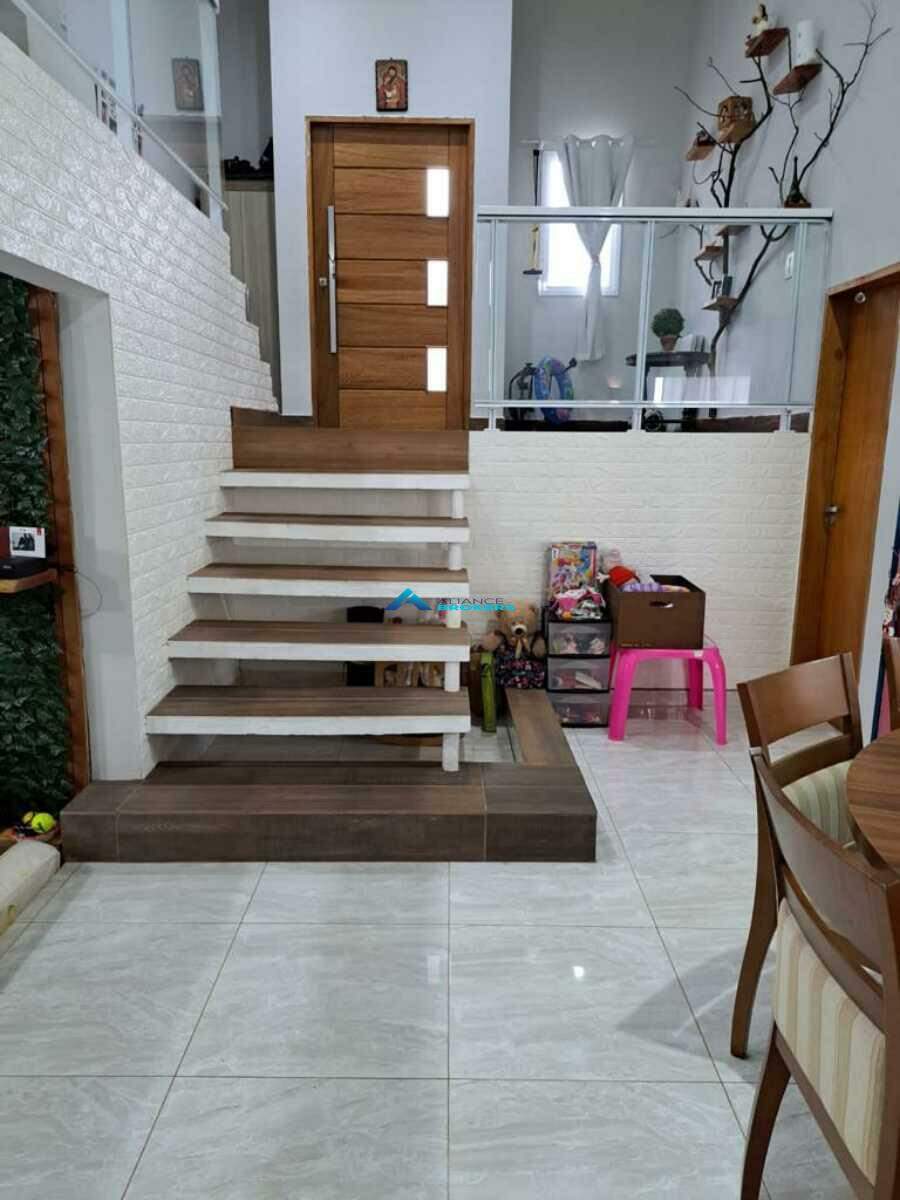 Casa de Condomínio à venda com 3 quartos, 1000m² - Foto 2