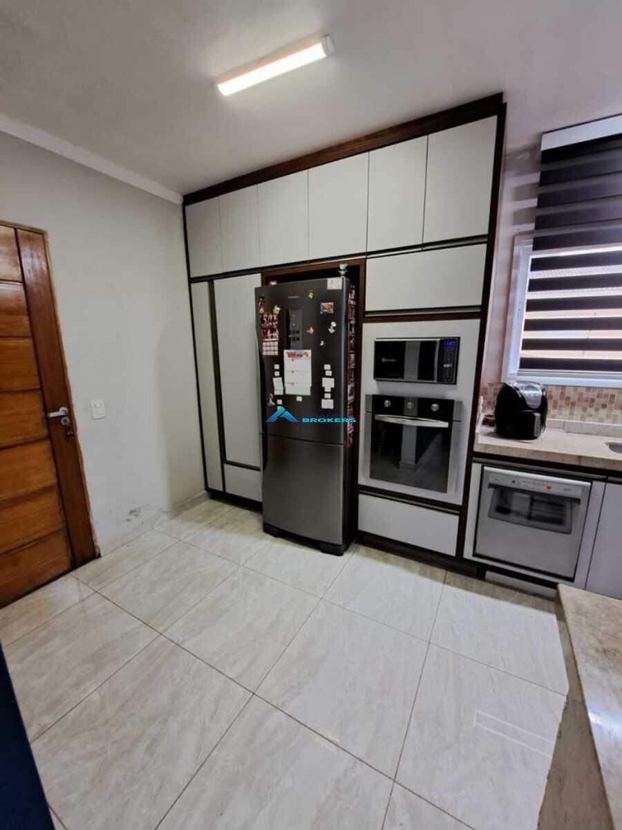 Casa de Condomínio à venda com 3 quartos, 1000m² - Foto 16