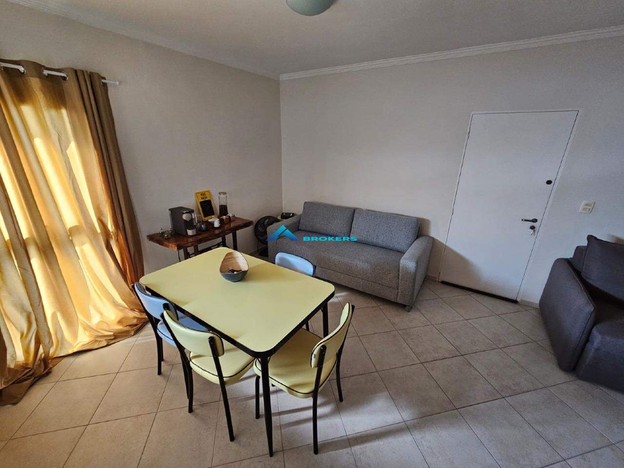 Apartamento à venda com 1 quarto, 60m² - Foto 10