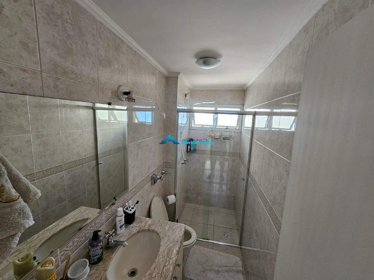 Apartamento à venda com 1 quarto, 60m² - Foto 22