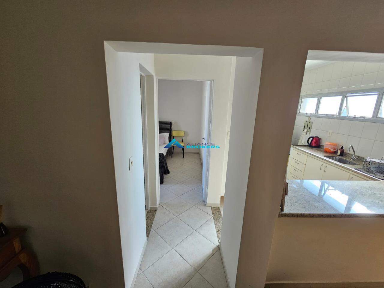 Apartamento à venda com 1 quarto, 60m² - Foto 17