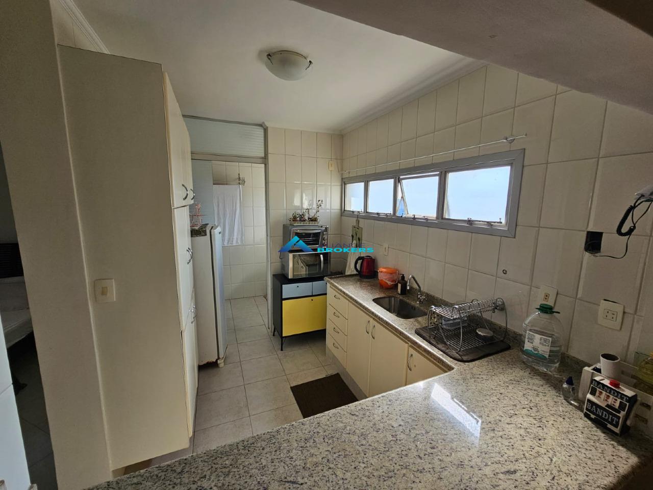 Apartamento à venda com 1 quarto, 60m² - Foto 14