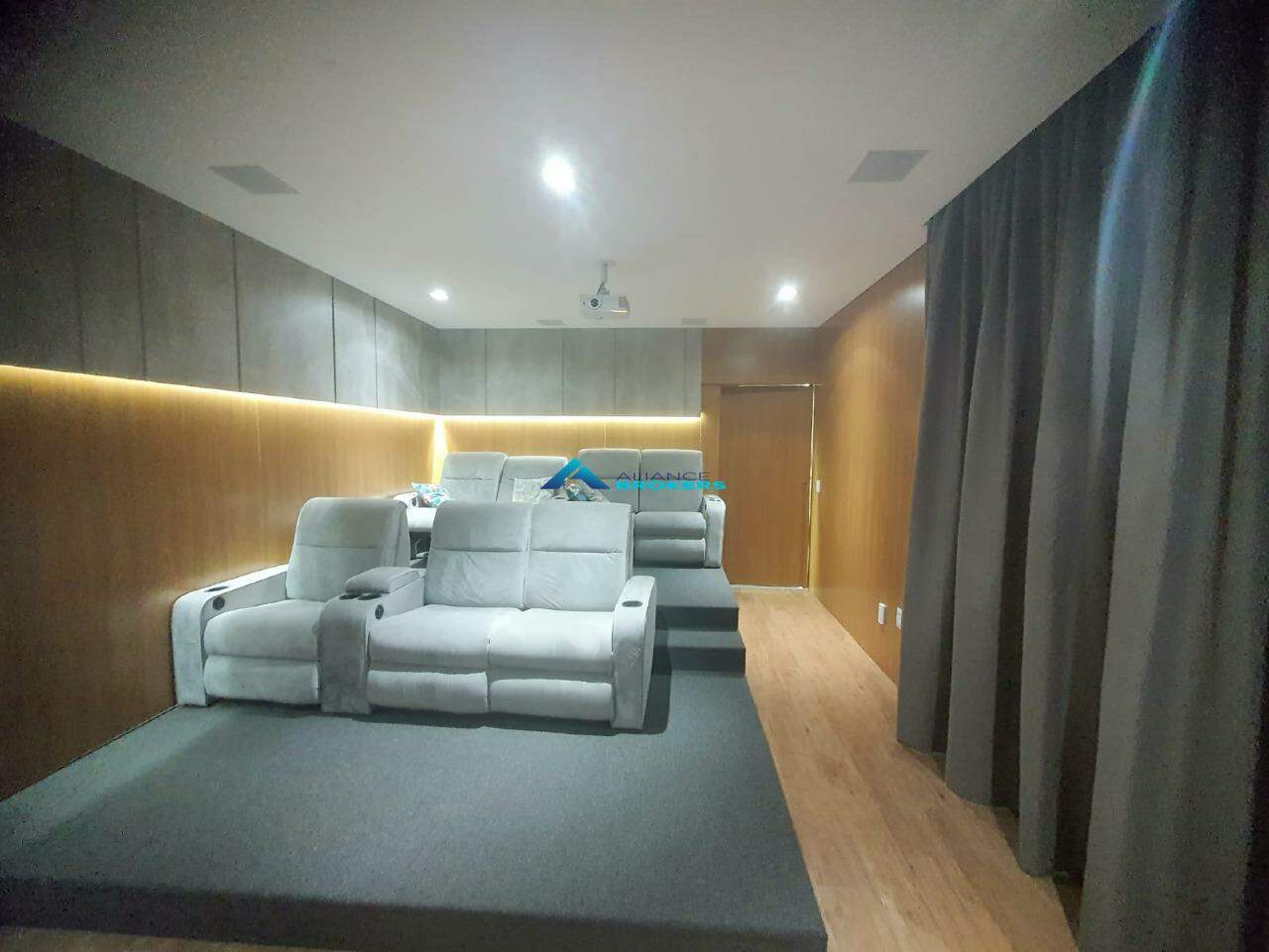 Casa de Condomínio à venda com 4 quartos, 363m² - Foto 10