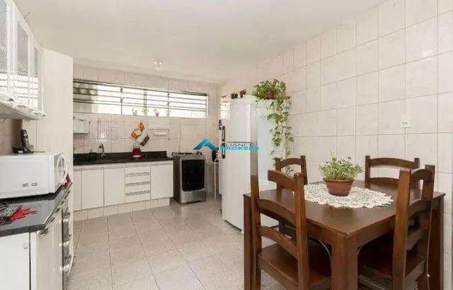 Casa à venda com 2 quartos, 150m² - Foto 6