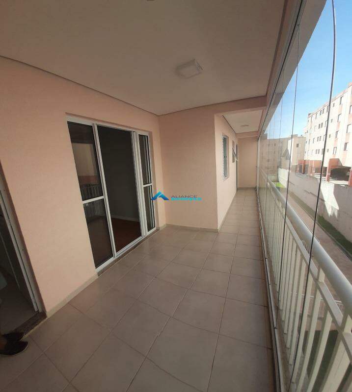 Apartamento à venda com 2 quartos, 69m² - Foto 9